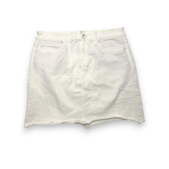 Vineyard Vines White Denim Mini Skirt Size 8 - Picture 1 of 8